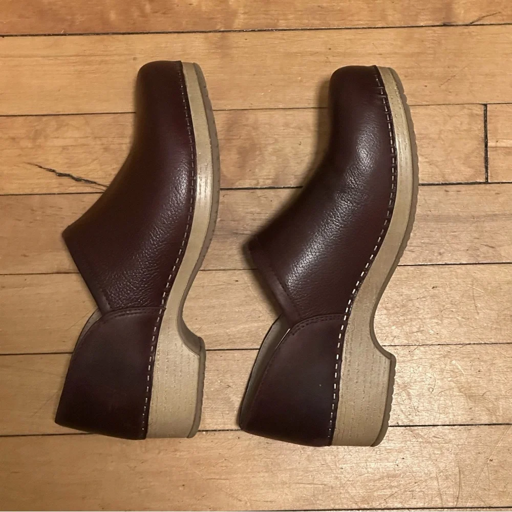 Dansko Brenna Cordovan Milled Leather Clog - Picture 6 of 12